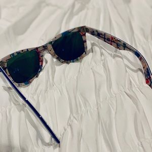 RayBan Wayfarer Sunglasses - subway map detail